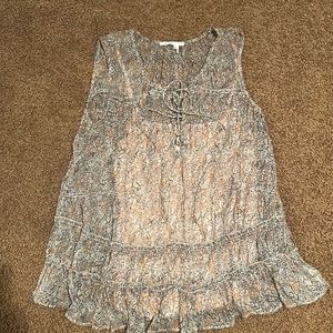 Tank with slip underneath